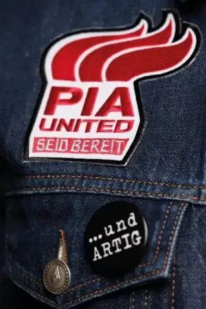 Free Returns Pia United - Seid Bereit / Artig (Single)