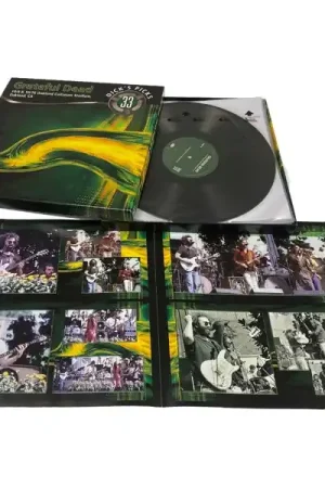 Shop Now Grateful Dead - Dick's Picks Vol. 33 (8 LPs)